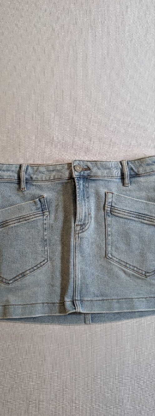 NWOT Hidden Los Angeles Peyton Light Wash Denim Mini Skirt S
